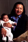 在出身豪門的一剎那,似乎就注定馬維欣無法過平凡日子。 在出身豪門的一剎那,似乎就注定馬維欣無法過平凡日子。