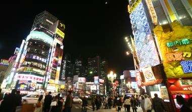 日本街頭數位告示牌