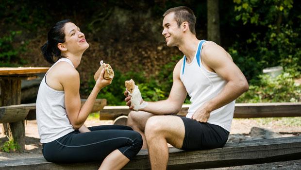 運動完更要立刻吃東西！必做這4件事，幫身體代謝廢物