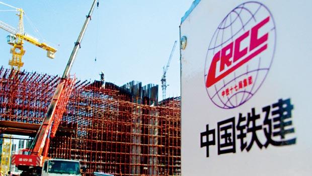中國鐵建是近年中國輸出基礎建設的代表國企，日前遭墨西哥取消高鐵工程合約，股價大跌，卻仍想再投標。