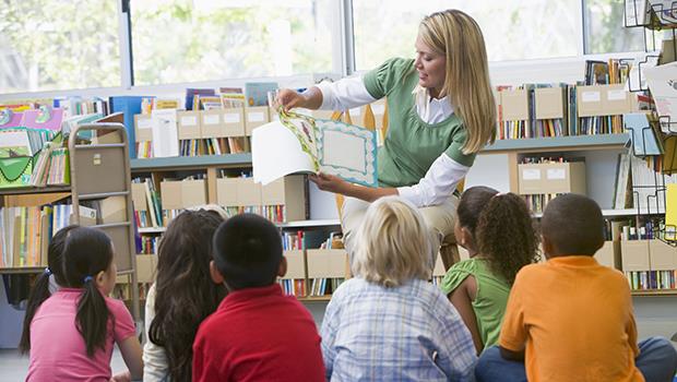 芬蘭教育：「閱讀」是所有學科的基礎，從零歲培養孩子愛讀書