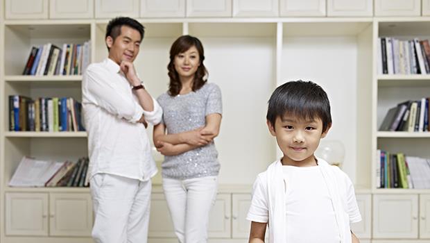 晚點生小孩，也有好處！財務健全、身心成熟的爸媽，對小孩發展更有幫助