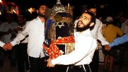 你知道為什麼猶太人不過「聖誕節」，「元旦」也不放假嗎？