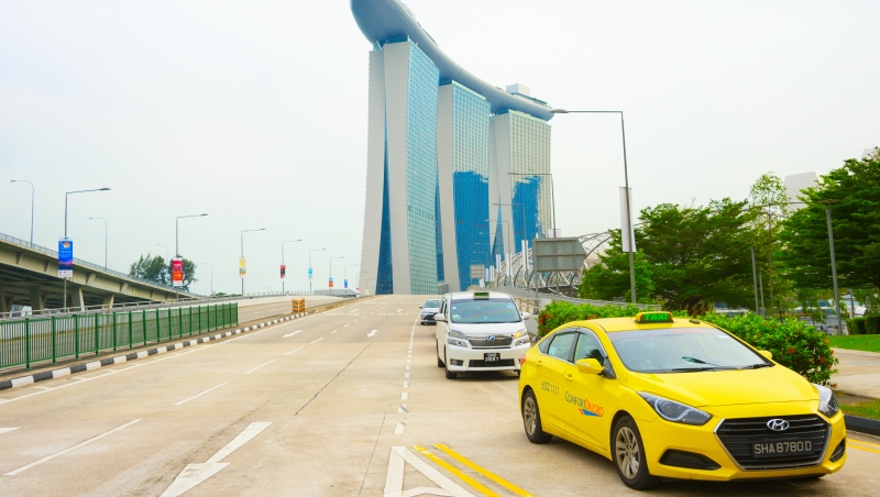 一位亞洲區總監改開計程車，給我的領悟：要賺外商的錢，但他要你的命來換啊