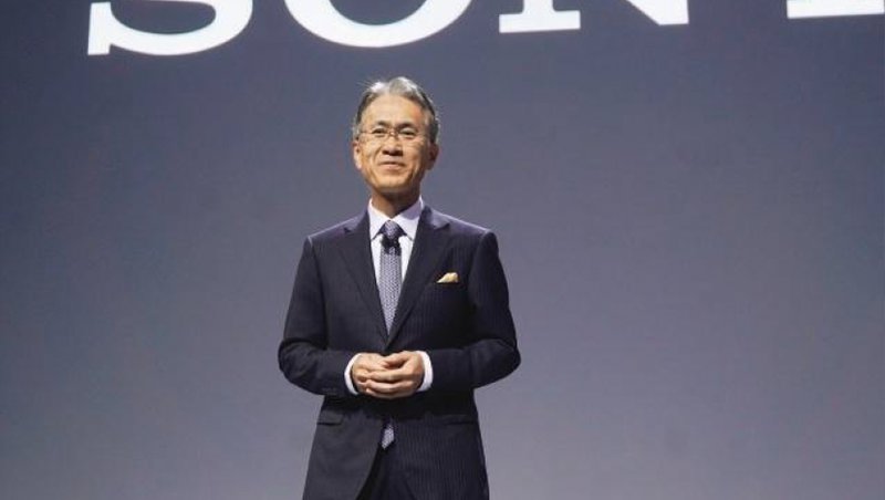 今年61歲的吉田憲一郎接任索尼社長,雖缺少平井一夫的舞台魅力,但言 行一致的風格頗受信賴,決勝關鍵將是對應市場的速度。 今年61歲的吉田憲一郎接任索尼社長,雖缺少平井一夫的舞台魅力,但言 行一致的風格頗受信賴,決勝關鍵將是對應市場的速度。