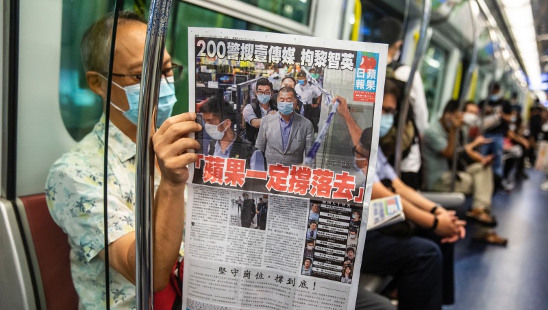 黎智英被捕，壹傳媒股價一度漲200％！港人：就算出白紙都買