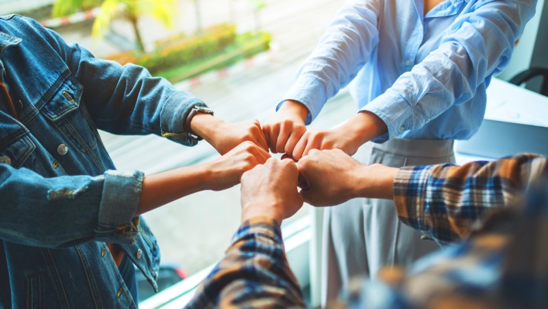 無感 的員工怎麼帶 主管都要知道的 一個公式 激出共鳴感 非讀book 商周