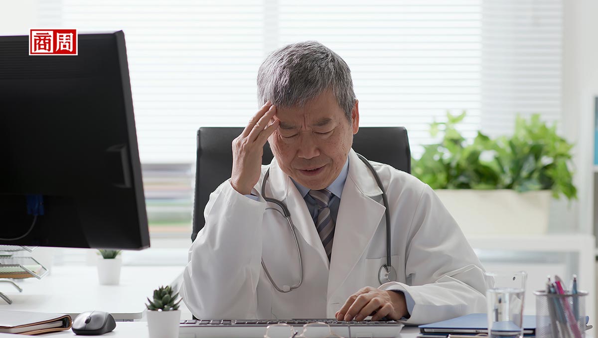 為何他能從阿茲海默世界回來？