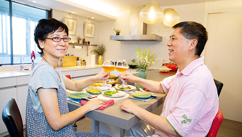 名作家蔡珠兒與汪浩 名作家蔡珠兒與汪浩