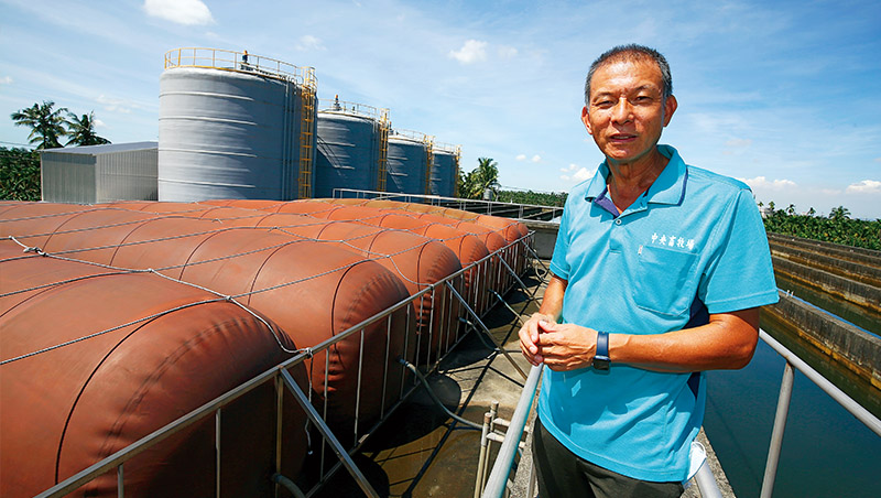 熱血豬農30年蓋最循環豬舍　一年多滾出近兩千萬