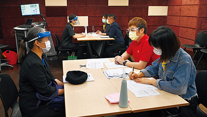 只靠打工族已行不通！麥當勞37年首招上千正職店員