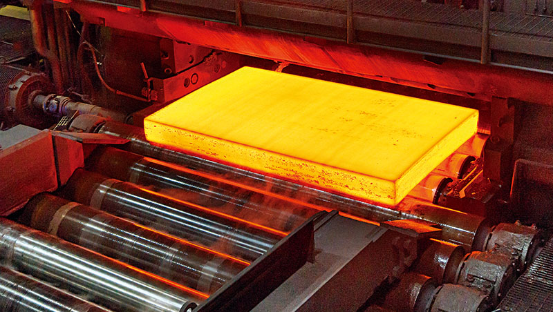 零碳「綠鋼鐵」登場！賓士、Volvo將用它造車