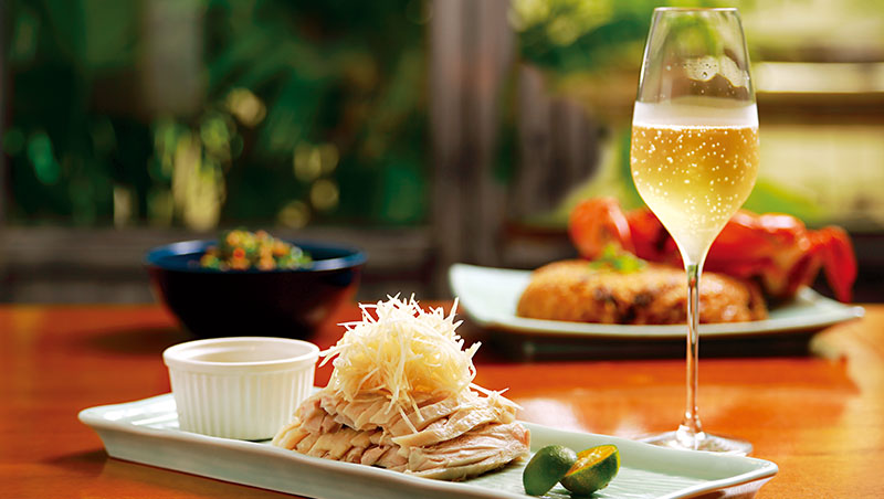 白斬雞佐香檳　餐桌前可談生意也能談戀愛