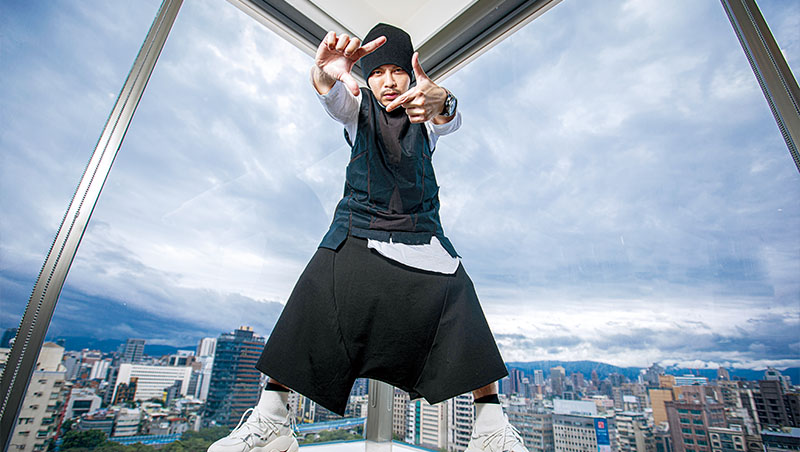 黃明志新歌NFT賺近三千萬：如果算得失，就會失去時機