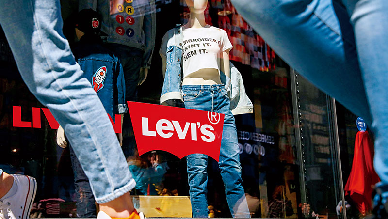 168歲Levi's疫情轉生術　為何是賣二手衣、修補舊衣？