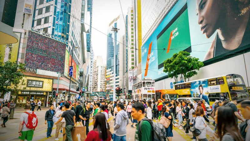 直接市價對折賣！中國政府，為何要在香港推「廉價住房」？