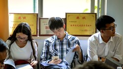 常春藤畢業，只想考公務員！中國年輕人，怎麼了？