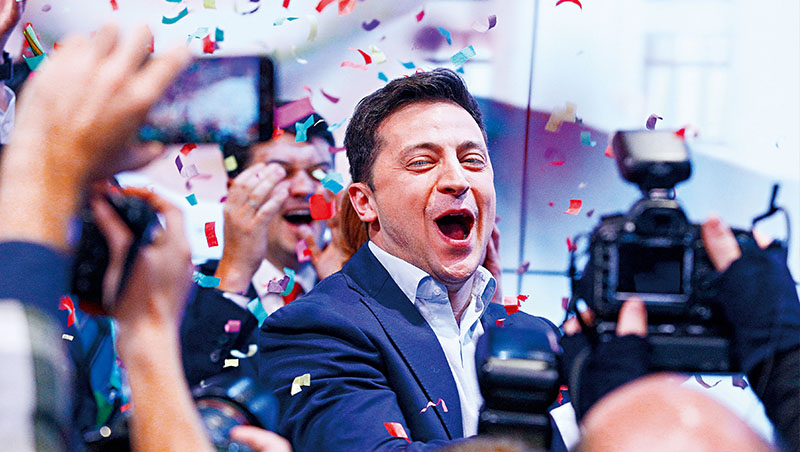 喜劇演員總統，非典型領導痛踩普欽