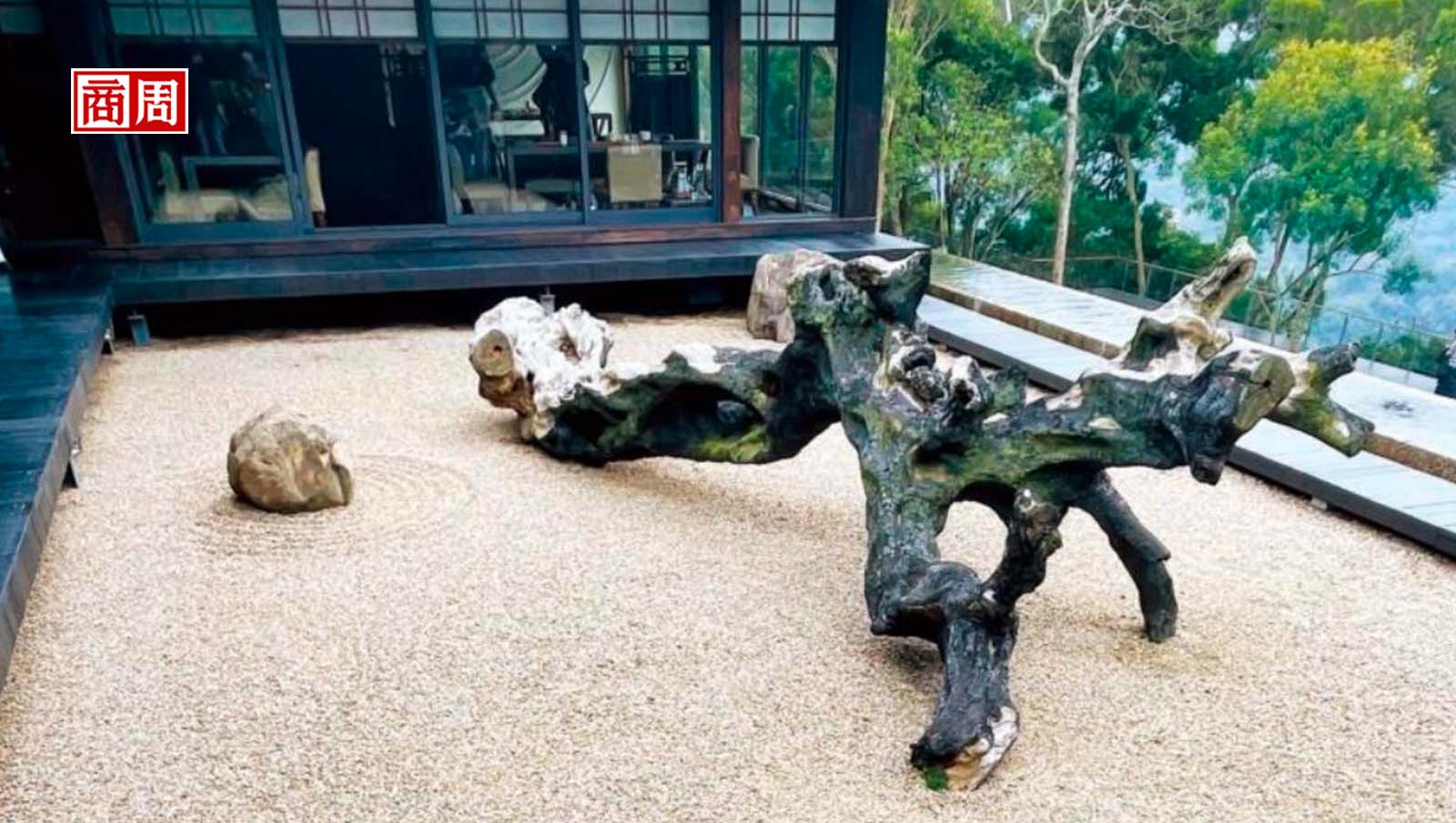 閒情落花院