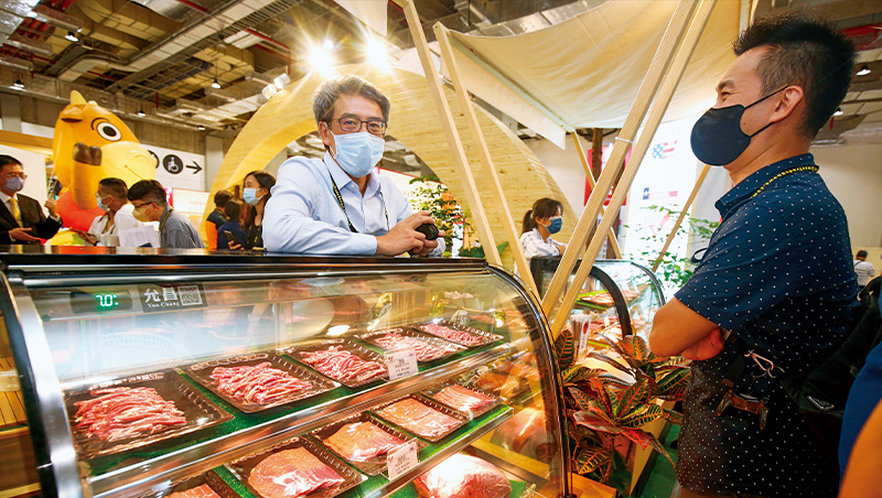 杏鮑菇替代雞肉、先動泡麵價　食品廠抗原料飛漲出絕招