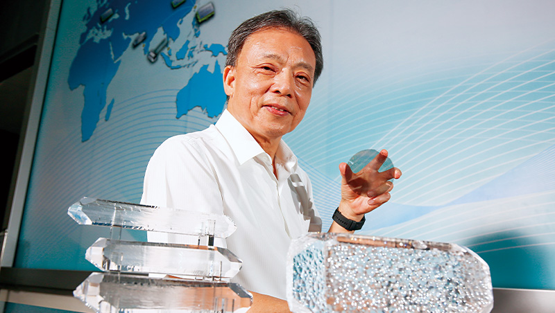 疫情、市場低迷都沒停下投資　桃園元件廠超車日本奪世界第一