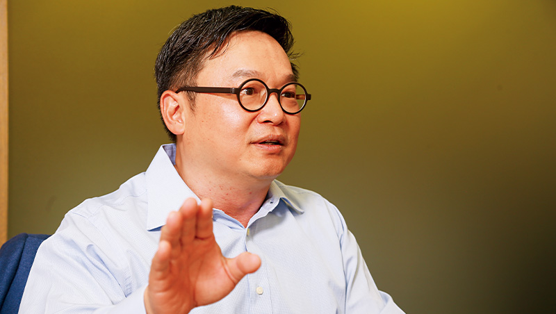 天天買彩券的牛仔褲賭徒　陳仕修：我很會賺大錢，不知怎賺小錢