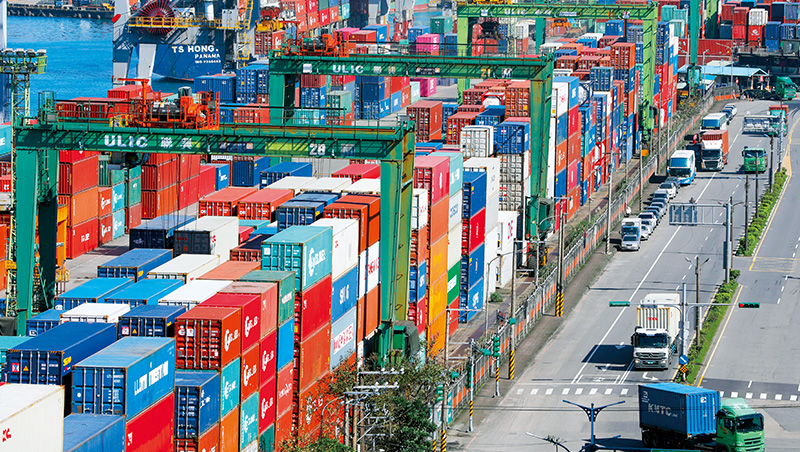 匯率平穩年代回不去了　新台幣貶破31元一招自保