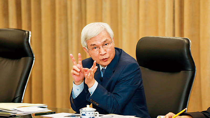 高庫存、地緣政治促貶新台幣　日圓最差看到150