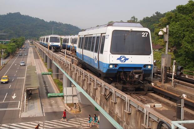 在史特拉斯堡選舉中未獲青睞的中運量捷運，台北捷運文湖線是類似的捷運系統。
