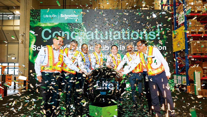 幫忙找補貼、小孩上學也顧到　這群招商特務讓聯發科加碼