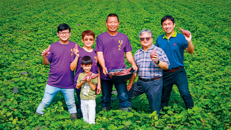 我們，在台南地瓜田看見一家102歲企業用減碳驅動沉重轉型！