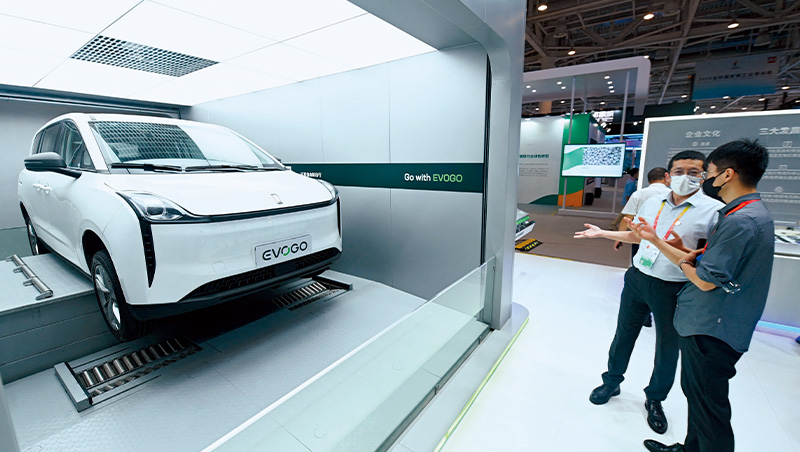 中國前景》陸股告別清零有望反彈　消費服務看旺、電動車長多