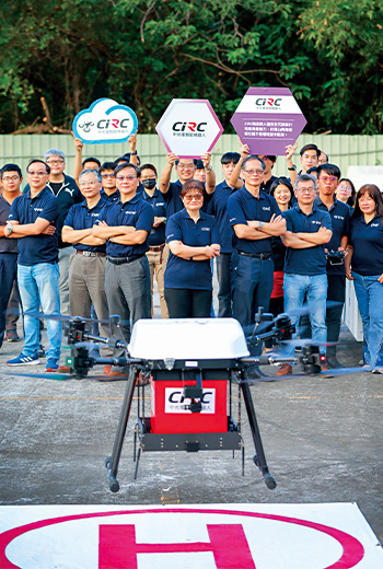 從投影機跨界無人機　它結盟小7要讓御飯團飛上天