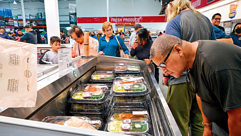 推最便宜加油站、賣打折棺材　美國好市多凍漲雙贏