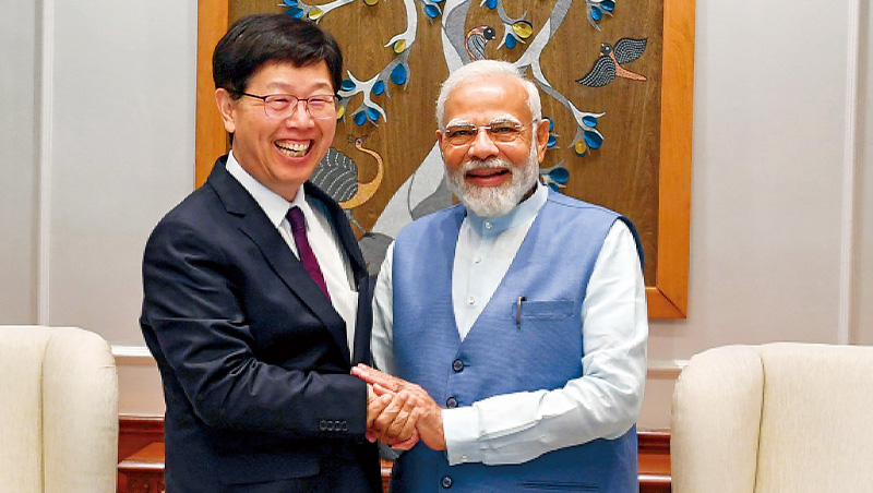 鴻海劉揚偉為何又訪印度？全球大咖搶布局的「半導體南洋島鏈」成形