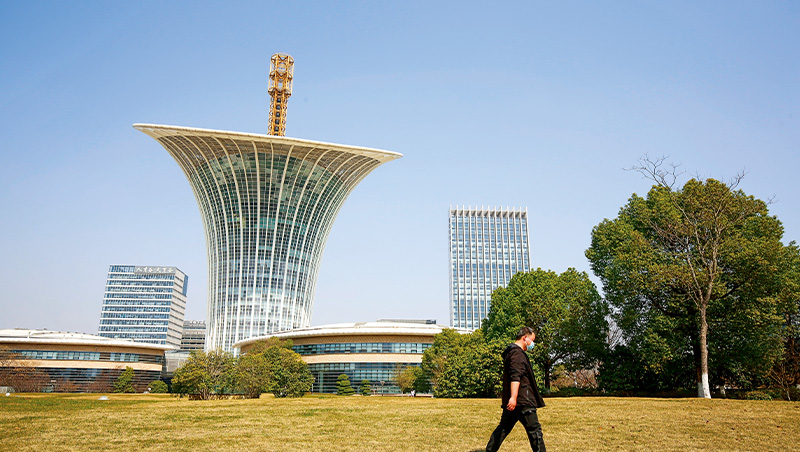 中國爬得起？怎賺人民幣？前白宮亞洲專家庫珀：台商得判斷會不會被中國利用