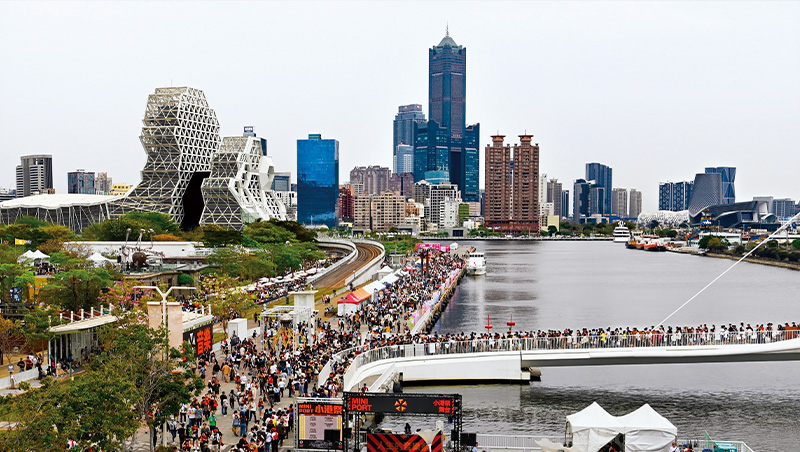 800根煙囪包圍的高雄村落，暗藏零碳時代綠色黃金，中鋼、長春都鎖定