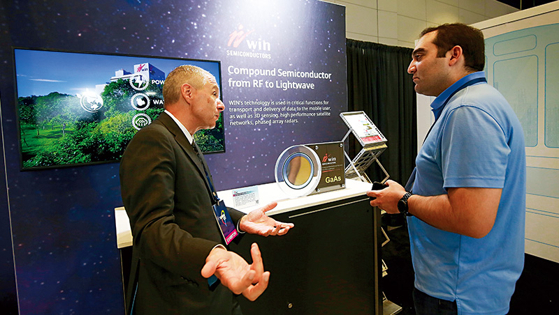 穩懋股價跌逾6成、外資仍續砍，為何「太專注」優勢變它致命傷？