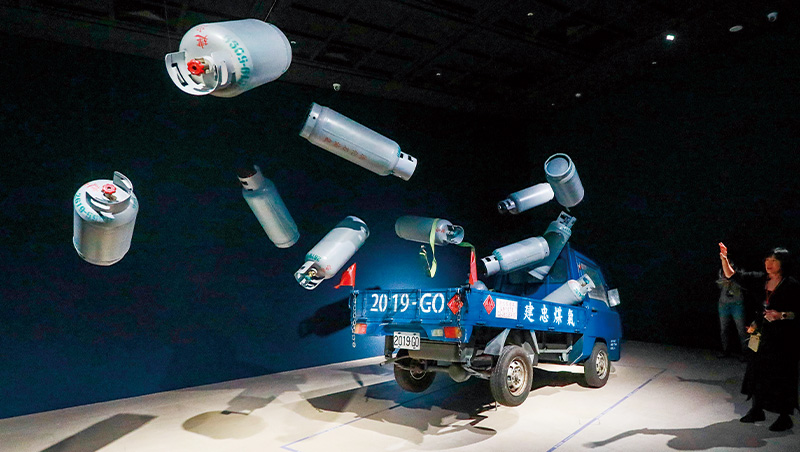 打字機作畫、樹脂繪金魚　工具控、科技宅必朝聖奇美大展