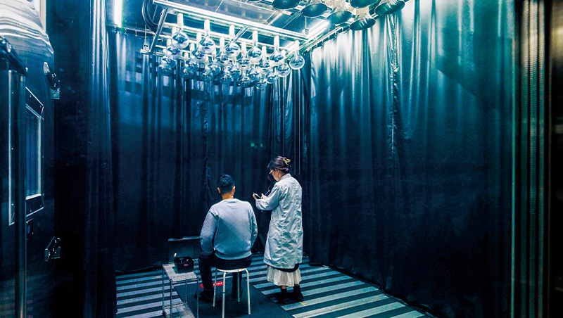 它最會做全齡生意！優衣庫東京神秘戰情中心獨家開箱，「零件哲學」攻占你家老小衣櫃