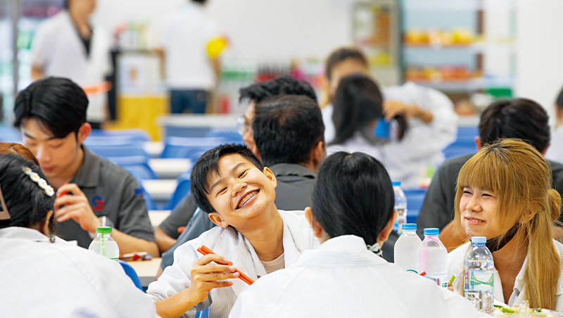 避免遲到，全勤獎金分30天發》管理佛性泰國人，台商別用狼性中國那套 