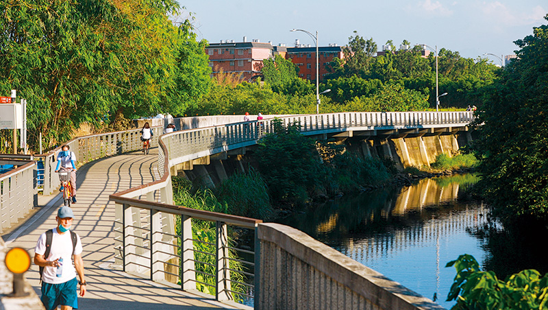 水污染大戶竟是經濟部，從10年罰單追不能說的「工業區黑箱」