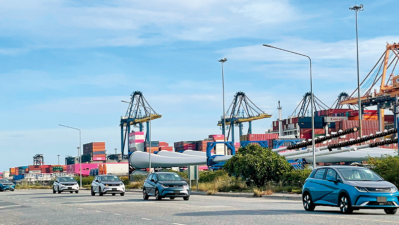 中國狼把上下游都揪來⋯紅色供應鏈抱團攻佛國 ，台商想贏靠「佛性」