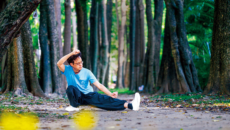 背唱歌劇三百首、跑戈壁馬拉松　阿瘦董座的有勁人生