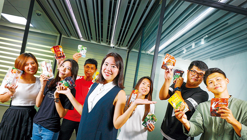 賣雞肉找百萬網紅代言、敢貴兩倍⋯11歲小廠翻轉百年戰場，搶吃大成、卜蜂生意