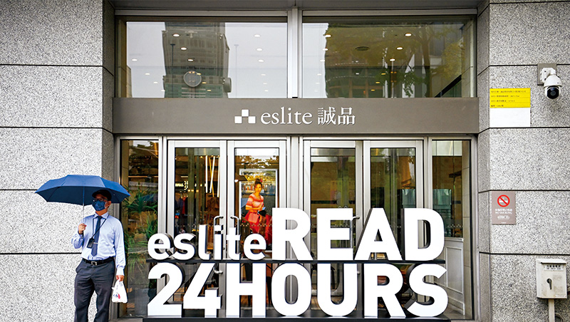 博客來開24小時書店挑戰誠品、蔦屋？品牌高手：得做他們沒做的2件事