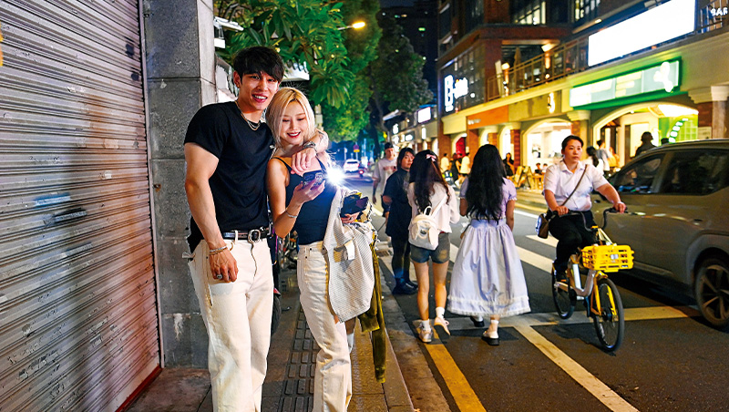 前進廣州西門町》1億大學生成消費新主力，看國潮崛起背後的新中國製造