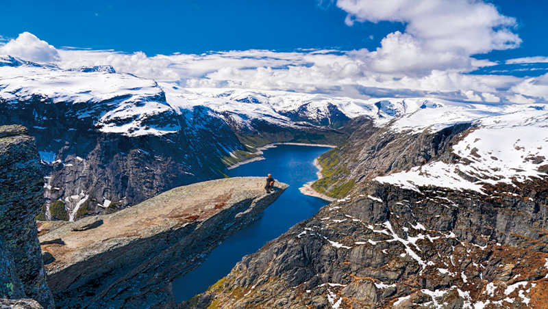 登山客的人生必訪清單　從上帝視角俯瞰挪威峽灣