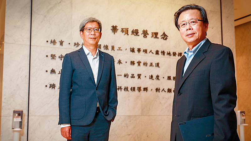 華碩34年攻不下的市場　被一台碳中和筆電打開破口