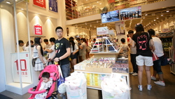 中國年輕人興起蹭老式消費：百貨只逛B1B2、上便宜的老人大學課